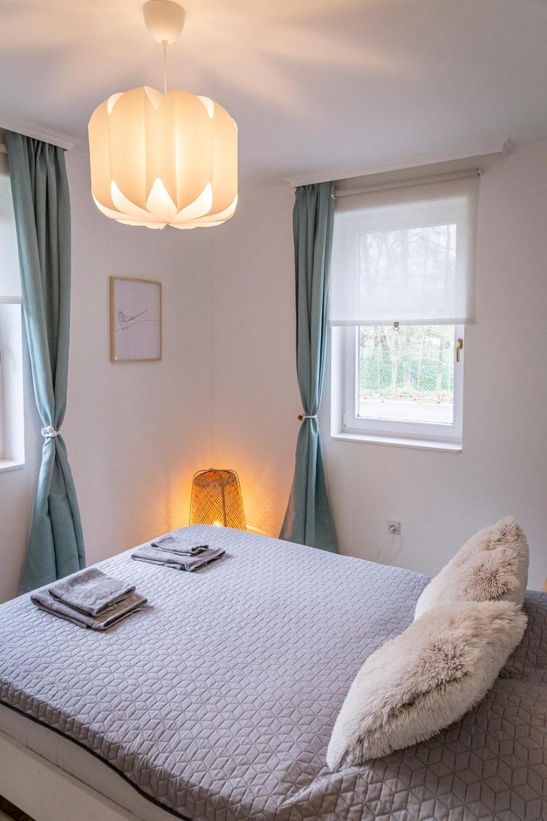 Birdie Apartman Золочань Екстер'єр фото